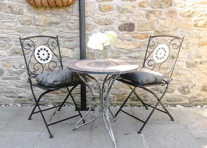 Cherry Laurel Nyaraló